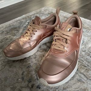 Nike Air Max Sneakers